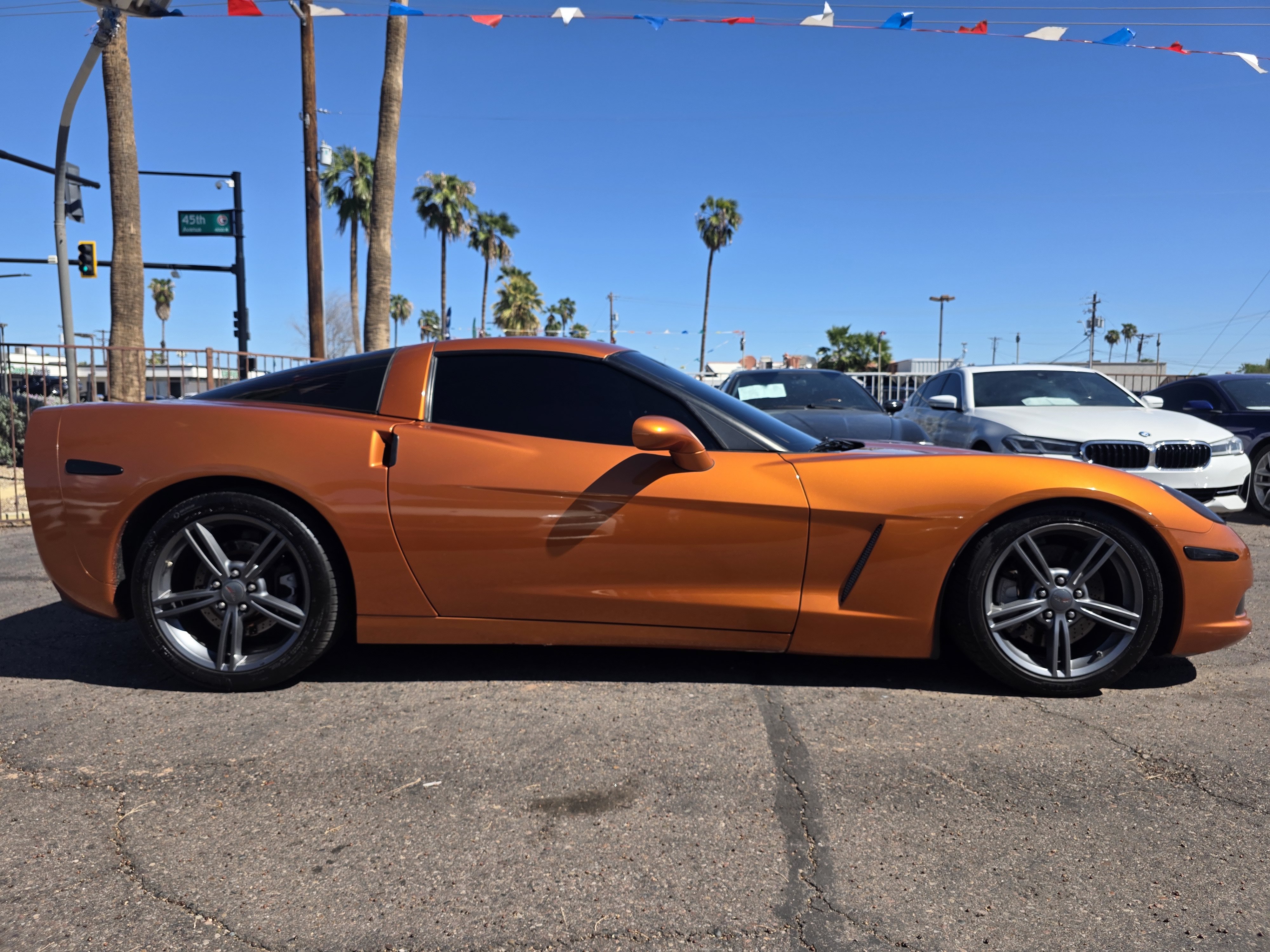 Used 2008 Chevrolet Corvette Coupe w/ Z51 Performance Package RWD image 5