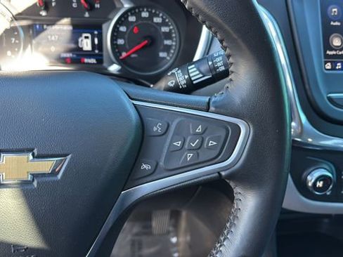 Used 2022 Chevrolet Equinox LT image 23