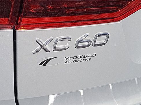 New 2026 Volvo XC60 B5 Ultra w/ Protection Package Premier image 16