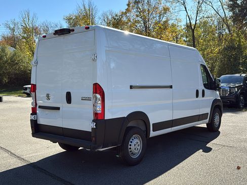 Used 2025 RAM ProMaster 2500 image 4