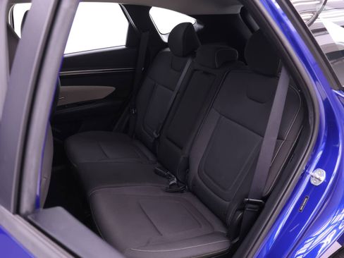 Used 2022 Hyundai Tucson SE w/ Cargo Package image 10