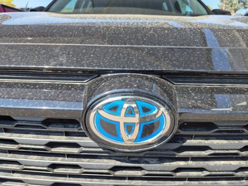Used 2023 Toyota RAV4 LE AWD/4WD image 13