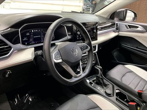 Used 2025 Volkswagen Taos SEL w/ Black Wheel Plus Package image 16