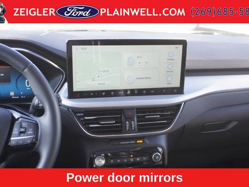 Used 2024 Ford Escape Platinum AWD/4WD image 15