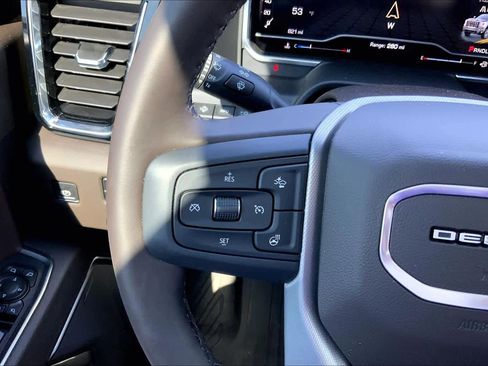 Used 2025 GMC Sierra 3500 Denali w/ Denali Reserve Package image 23