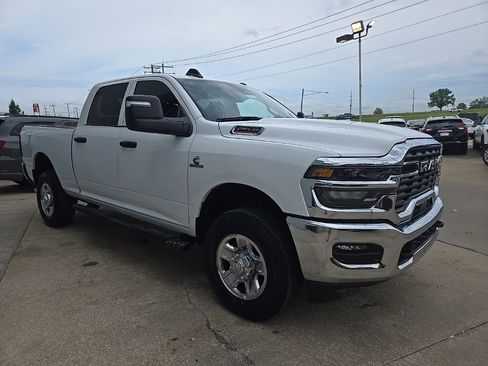 Used 2025 RAM 2500 Tradesman image 14