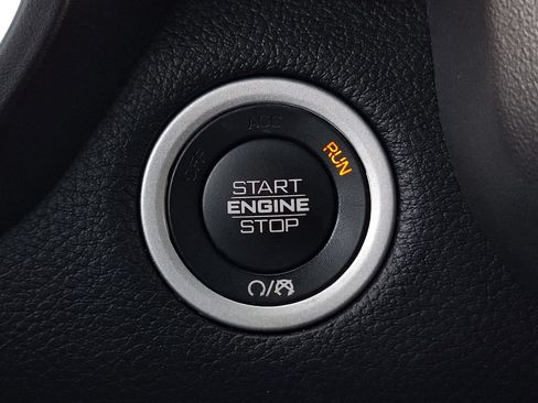Used 2020 RAM 1500 Big Horn AWD/4WD image 23