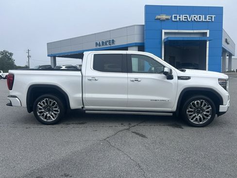 Used 2024 GMC Sierra 1500 Denali Ultimate AWD/4WD image 5