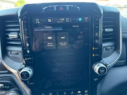 Used 2023 RAM 1500 Laramie AWD/4WD image 31