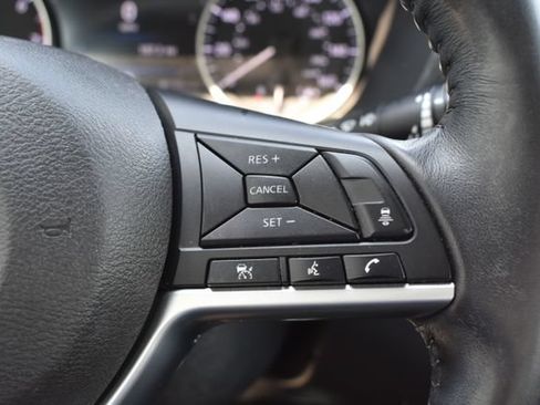 Used 2020 Nissan Sentra SV FWD image 24