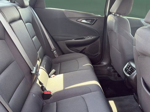 Used 2024 Chevrolet Malibu LT FWD image 22