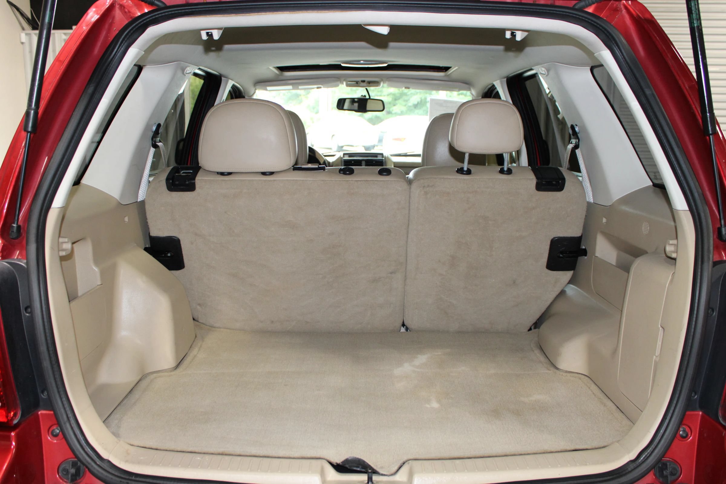 Used 2012 Ford Escape XLT FWD image 30