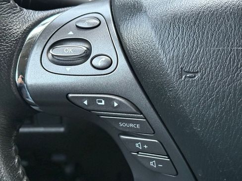 Used 2023 Nissan Murano SV image 21