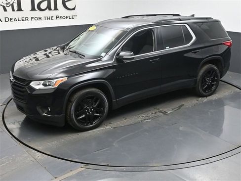 Used 2020 Chevrolet Traverse LT image 46