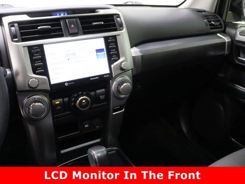 Used 2022 Toyota 4Runner SR5 Premium image 16