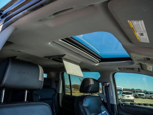 Used 2017 GMC Yukon XL Denali w/ Open Road Package image 17