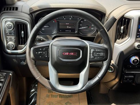 Used 2021 GMC Sierra 1500 SLT AWD/4WD image 16