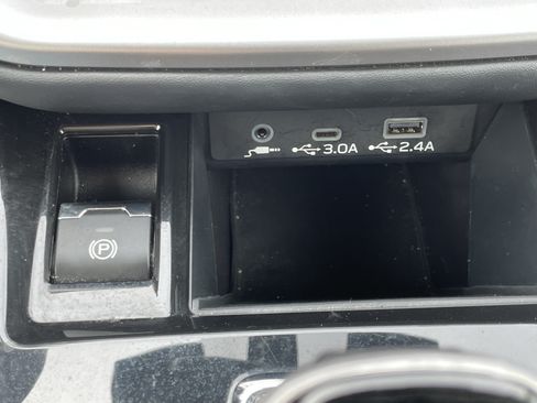 Certified 2024 Subaru Outback Limited AWD/4WD image 23