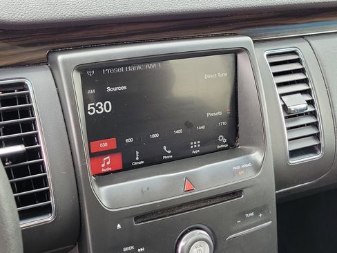 Used 2019 Ford Flex SEL image 25