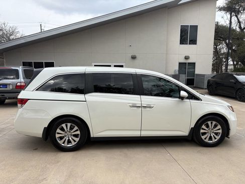 Used 2016 Honda Odyssey EX-L image 9