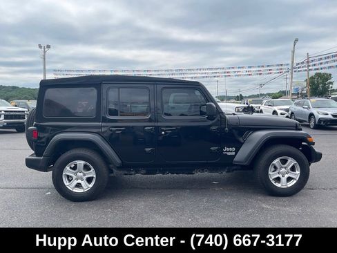 Used 2018 Jeep Wrangler Unlimited Sport S AWD/4WD image 17