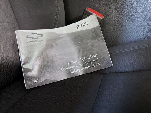 Used 2025 Chevrolet Tahoe LS RWD image 27