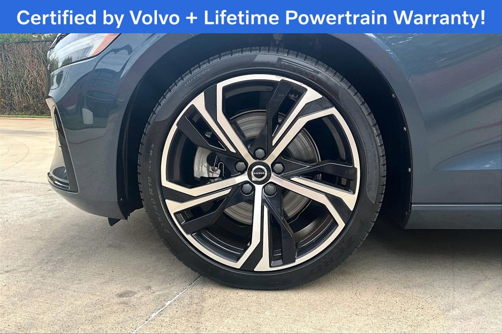 Used 2024 Volvo S60 B5 Plus w/ Climate Package FWD image 11