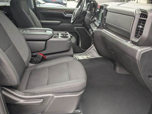 Used 2024 Chevrolet Silverado 1500 RST w/ Z71 Off-Road Package image 38