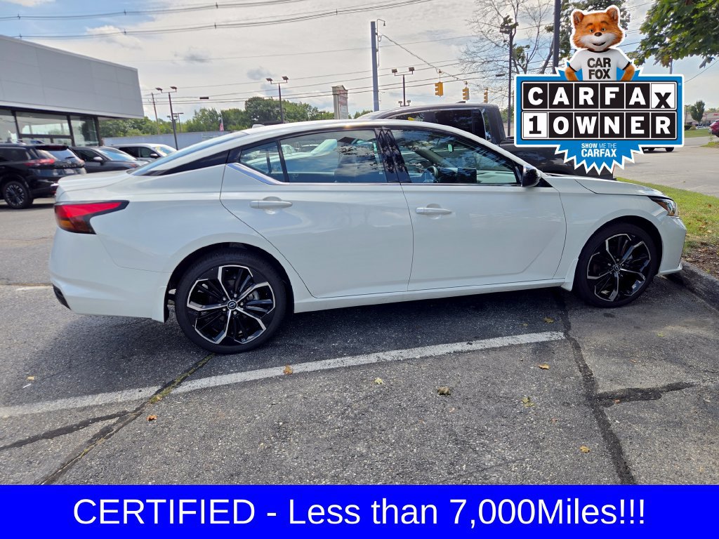 Used 2025 Nissan Altima 2.5 SR w/ SR Premium Package AWD/4WD image 12