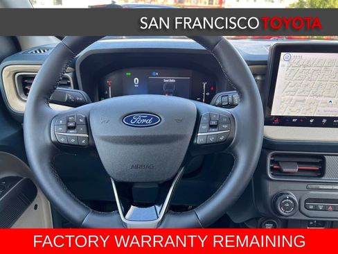 Used 2025 Ford Maverick Lariat image 32