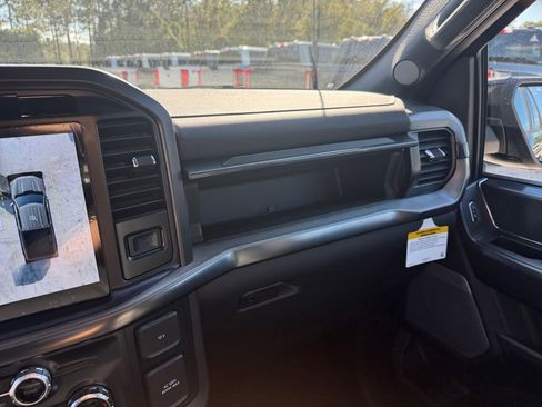 New 2025 Ford F150 Lariat w/ Equipment Group 501A Mid image 36