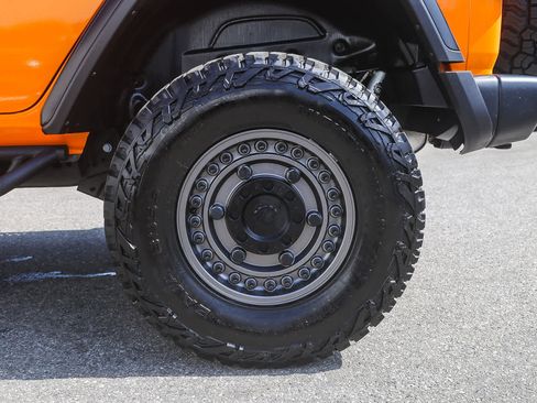 Used 2025 Jeep Wrangler Unlimited Rubicon w/ Convenience Group image 8