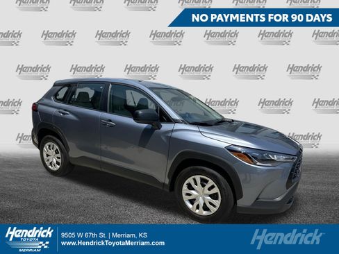 Used 2025 Toyota Corolla Cross L FWD image 1