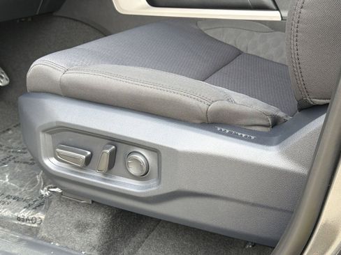 New 2026 Toyota Tundra SR5 AWD/4WD image 10