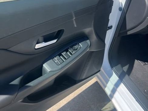Used 2026 Nissan Sentra SV w/ Floor Mat Package FWD image 10