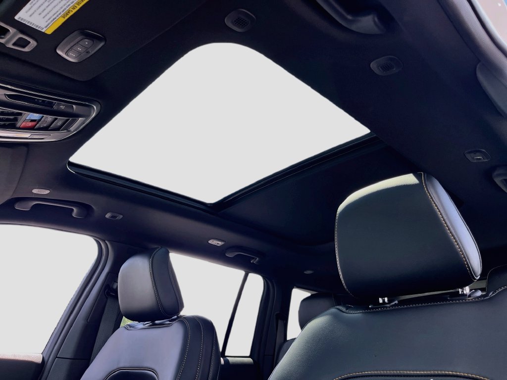 New 2026 Jeep Grand Cherokee Limited AWD/4WD image 19