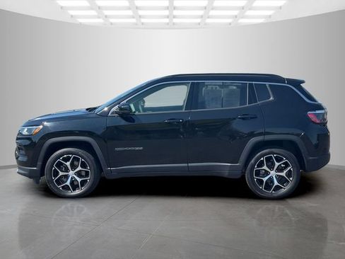 Certified 2024 Jeep Compass Limited AWD/4WD image 4