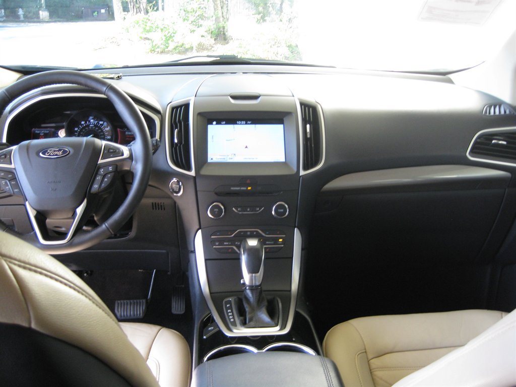 Used 2016 Ford Edge SEL w/ Equipment Group 201A FWD image 27