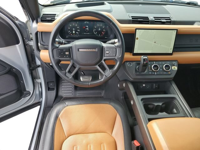 Used 2022 Land Rover Defender 90 X AWD/4WD image 30