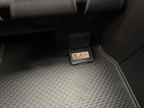 New 2022 RAM 2500 Big Horn w/ Level C Equiment Group image 44