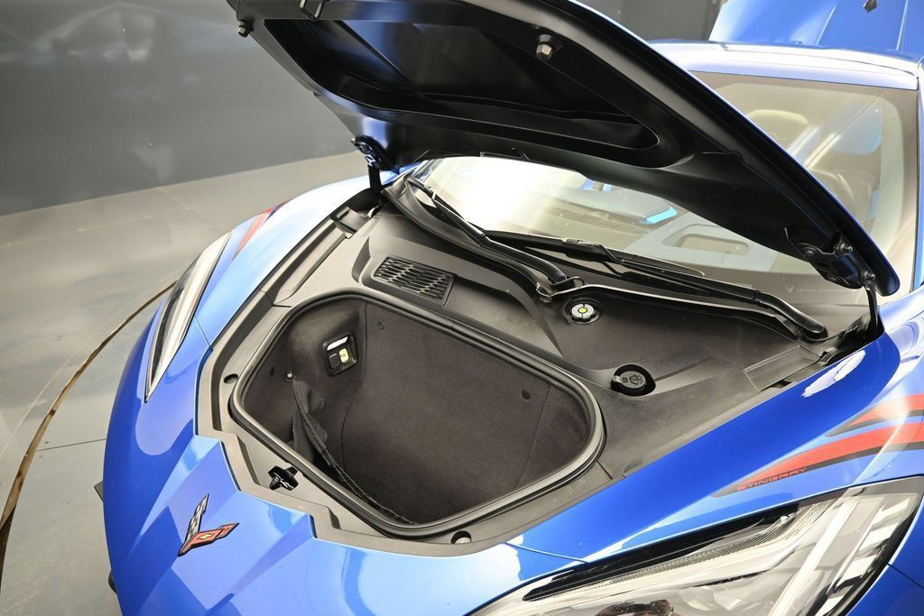 Used 2022 Chevrolet Corvette Stingray Premium Conv w/ Z51 Performance Package RWD image 25