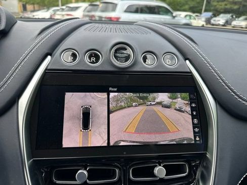 Used 2021 Aston Martin DBX AWD/4WD image 21