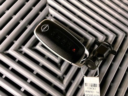 New 2025 Nissan Sentra SV w/ SV Premium Package image 38