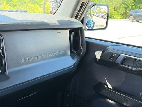 Used 2025 Ford Bronco Badlands w/ Sasquatch Package AWD/4WD image 21