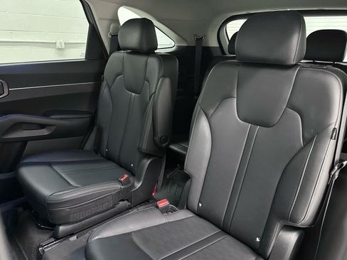 Used 2024 Kia Sorento X-Line EX AWD/4WD image 16