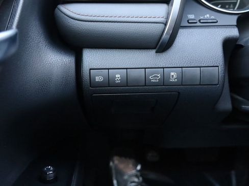 Used 2020 Toyota Camry LE image 21