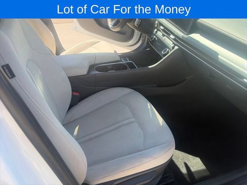 Used 2024 Hyundai Sonata SEL FWD image 14