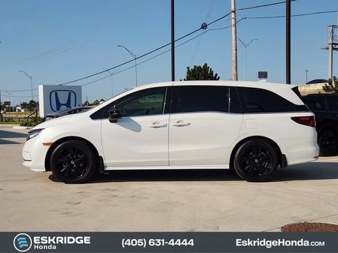 Used 2024 Honda Odyssey Sport image 4