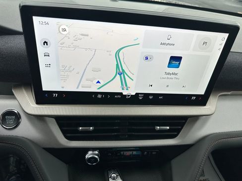 New 2026 Ford Explorer Active image 33