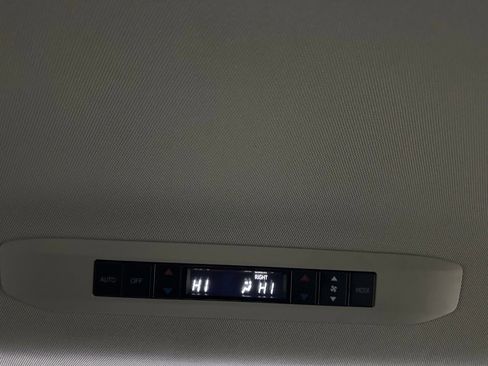 Used 2025 Toyota Sienna XLE image 52